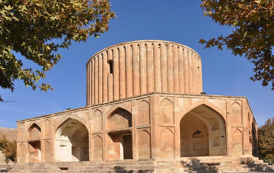  بنای قصر خورشید در مشهد